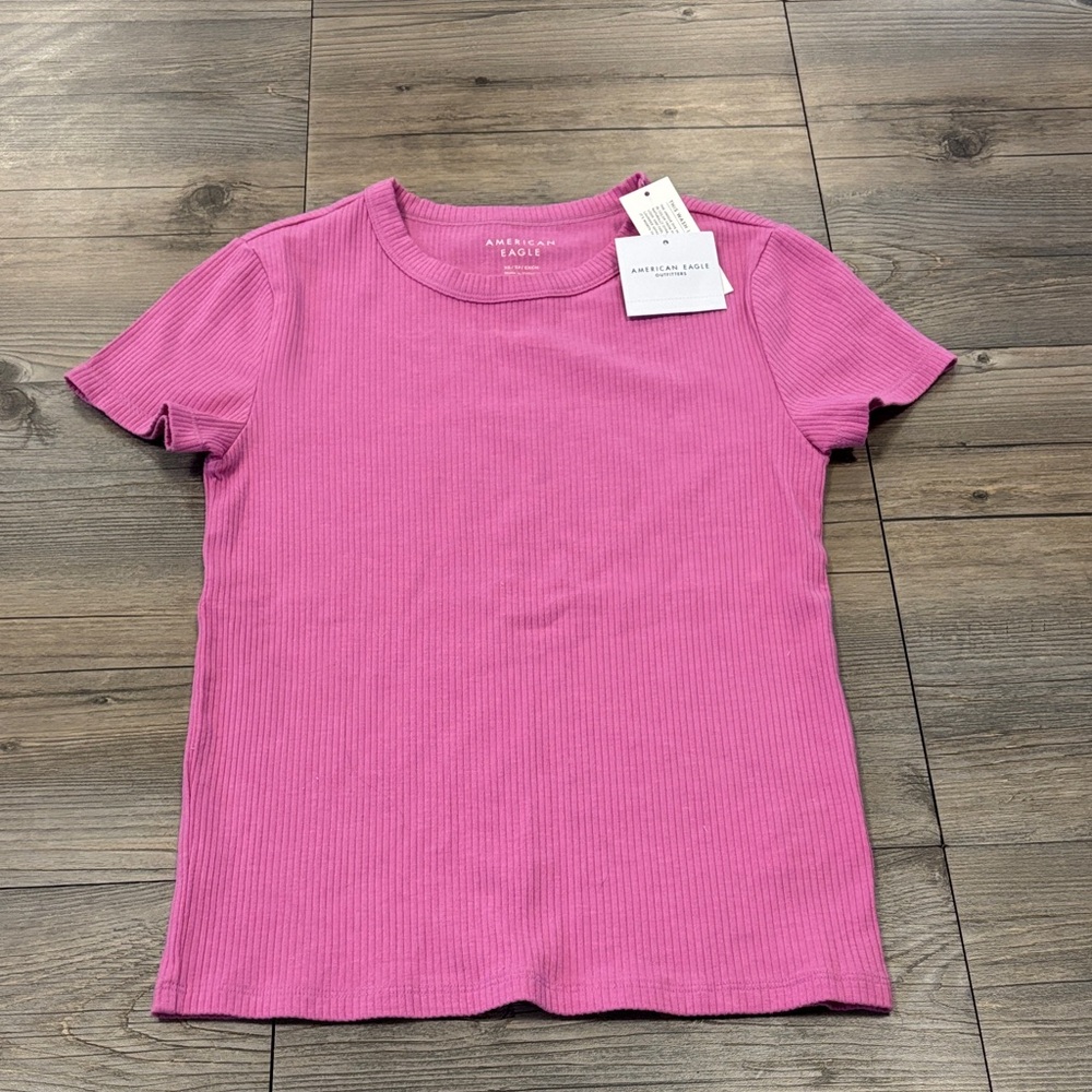American Eagle Outfitters Pink Short Sleeve Tee